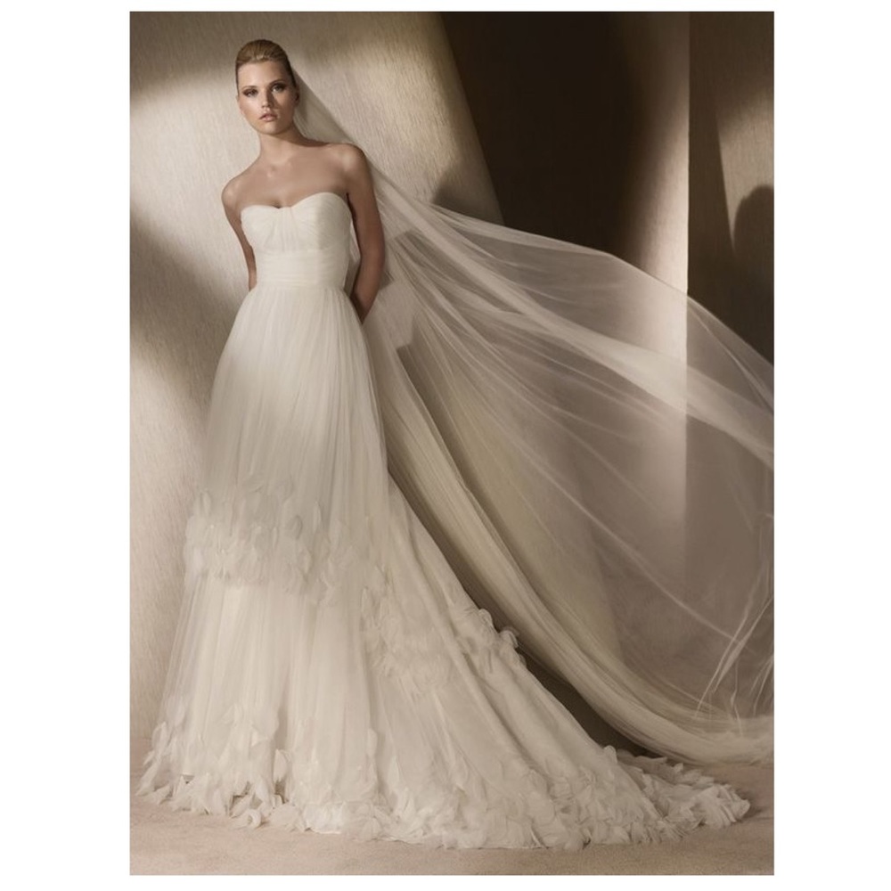 San Patrick Pronovias Calais Wedding Dress Tulle Strapless Empire Waist